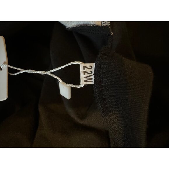 Women’s 2X Long Sleeve loose Top With Black Body & Multicolor Sleeves Soft - Picture 8 of 8